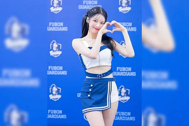 富邦悍將啦啦隊Fubon Angels韓籍成員李雅英。（圖取自李雅英IG）