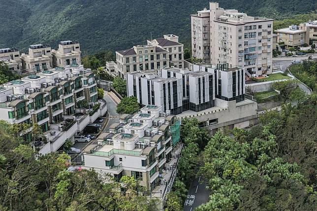 Numerous break-ins have been reported in upmarket areas, such as The Peak, Repulse Bay, Kowloon Tong and Deep Water Bay in recent years. Photo: Roy Issa