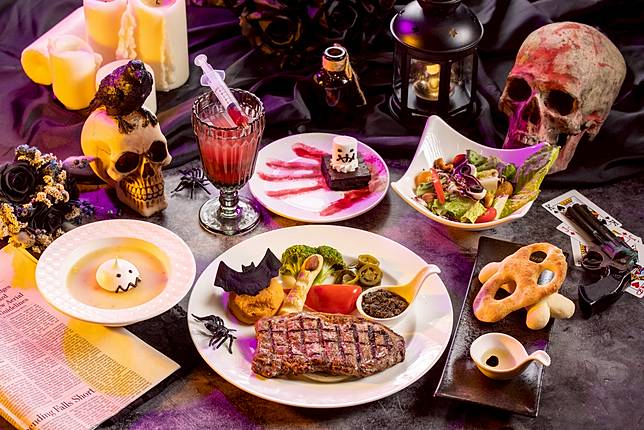 入住關西六福莊「屍變墓碑鎮 惡靈餐廳」住房專案，就贈六福村惡靈餐廳膽顫魂飛特餐2客等好禮。(圖╱六福旅遊集團)