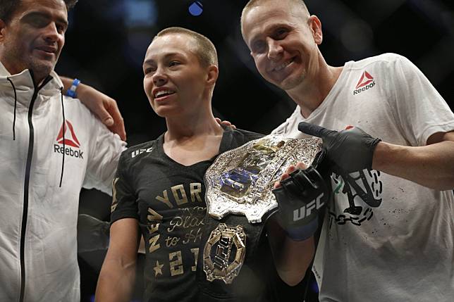 Rose Namajunas celebrates with the belt after defeating Joanna Jedrzejczyk at UFC 217 at Madison Square Garden. Photo: USA TODAY Sports