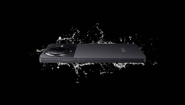 POCO F7系列登港
