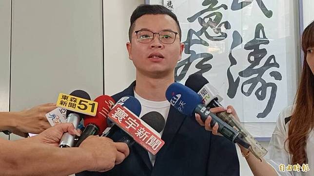 凌濤痛批黃捷，身為「高雄區域立委」跑出去玩不回國，又愛雙標說謊。(資料照)