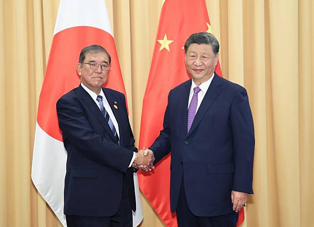 Chinese President Xi Jinping meets with Japanese Prime Minister Shigeru Ishiba on the sidelines of the 31st APEC Economic Leaders' Meeting in Lima, Peru, Nov. 15, 2024. (Xinhua/Huang Jingwen)