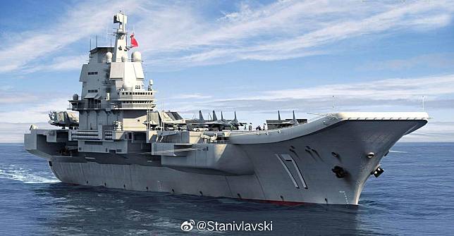 中國解放軍「山東號（CV-17）」航空母艦19日穿越台灣海峽。   圖：翻攝自微博（資料照片）