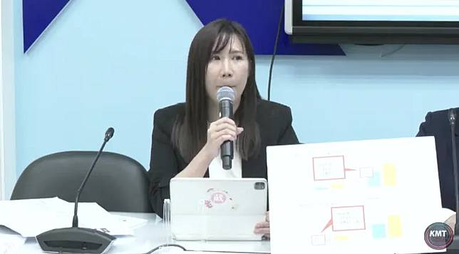 ▲台北市議員柳采葳更指浮台建設廠商旭東環保與民進黨關係匪淺。（圖／國民黨提供）