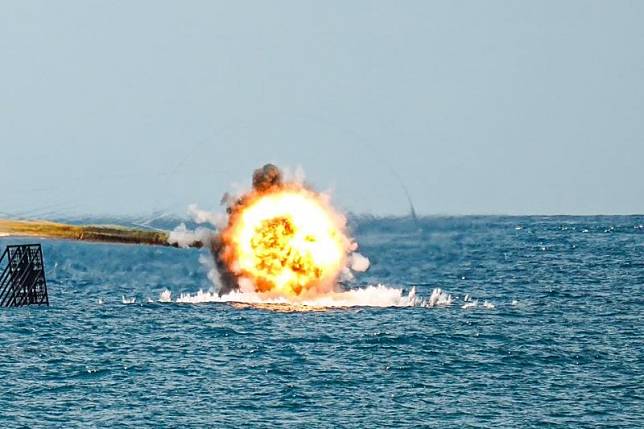 海軍陸戰隊日前執行天馬操演，實施拖式飛彈實彈射擊。（取自中華民國海軍臉書）