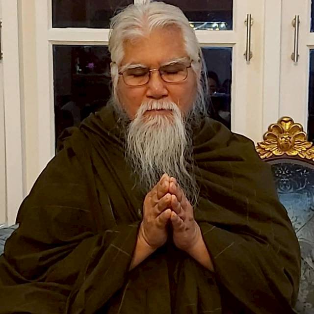 อดีตพระยันตระ