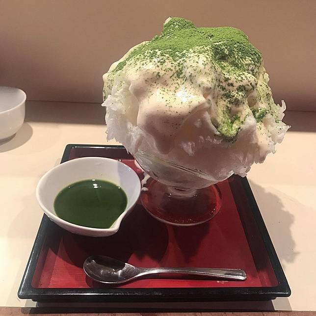 <p><b>抹茶意大利芝士蛋糕刨冰（1,500日圓）</b></p>