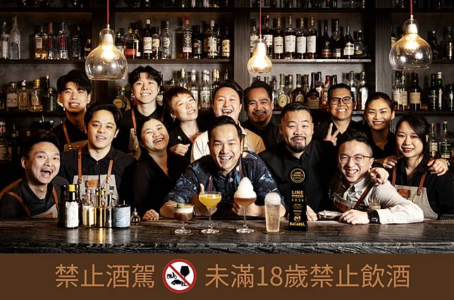 Antonio邀請整個Quinary團隊拍攝得獎照片。