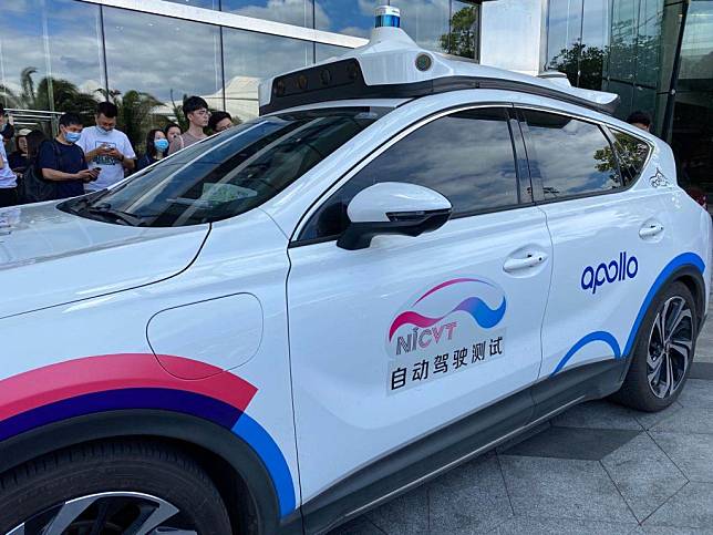 The Hongqi self-driving EV supported by Baidu’s Apollo. Source: KrASIA