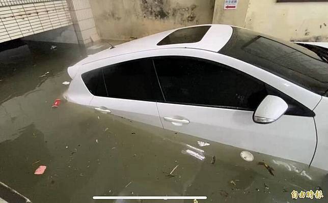 泡水車示意圖，與本案無關。(資料照)