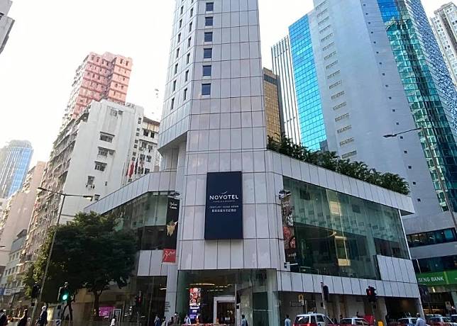 位於灣仔的香港諾富特世紀酒店，加入第八輪指定檢疫酒店計劃。