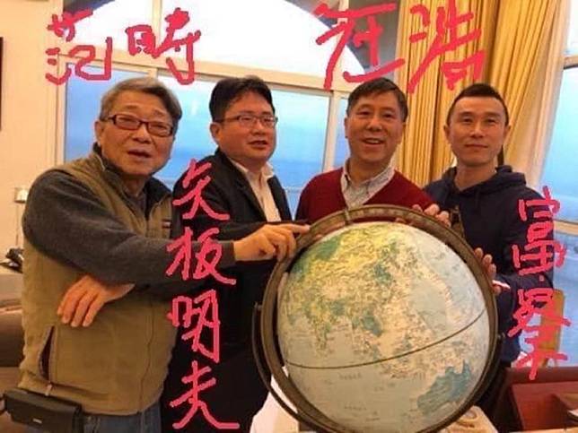 富察（右4）疑在中國上海被「秘密拘捕」，台灣各界持續要求北京放人。 圖：翻攝汪浩臉書