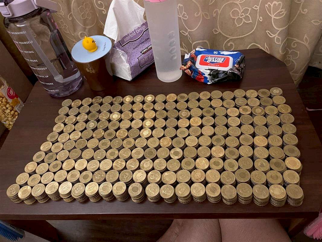聽過「水桶存錢法」嗎？目標用50元存滿2年後「硬幣海」價值好驚人| 姊妹淘| LINE TODAY