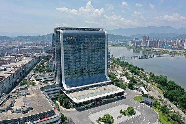 Aerial photo taken on June 24, 2022 shows the building of the Contemporary Amperex Technology Co., Ltd. (CATL) in Ningde, east China's Fujian Province. (Xinhua/Lin Shanchuan)