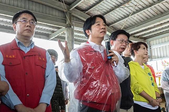 總統賴清德今天至台南七股區勘災。（總統府提供）