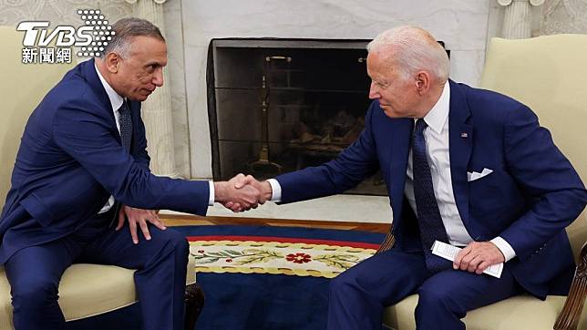 美國總統拜登26日和伊拉克總理哈德米展開會談。（圖／路透社）
