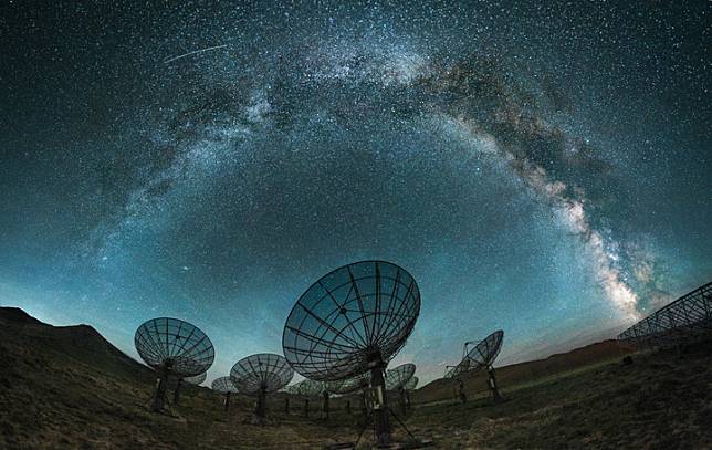 This undated file photo shows an array of China's Tianlai Experiment, a project aimed to test key technologies for detecting dark energy, in the Kazak Autonomous County of Barkol in northwest China's Xinjiang Uygur Autonomous Region. (National Astronomical Observatories of the Chinese Academy of Sciences/Handout via Xinhua)