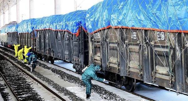 由於中國疫情延燒，北韓緊急喊停中朝貨運鐵路。(圖取自微博)