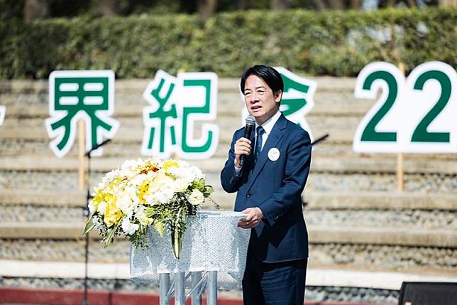 時任副總統賴清德2024年2月28日出席「台南市各界紀念二二八事件77周年和平追思會」時表示，政府非常重視轉型正義，未來他也會團結國家人民，不讓二二八類似的事件再次發生。（總統府提供）