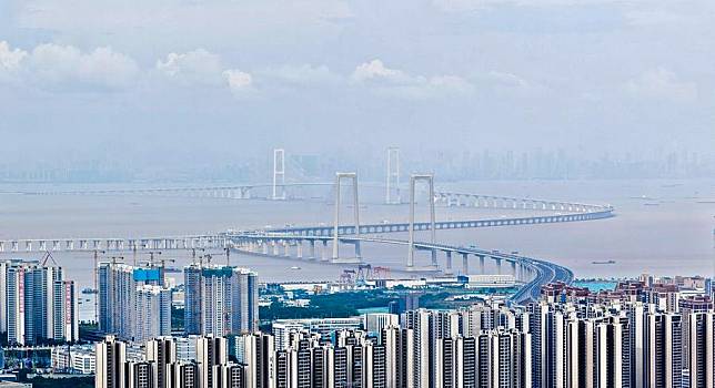 This photo taken on June 19, 2024 shows the Shenzhen-Zhongshan Link in south China's Guangdong Province. (Xinhua/Liu Dawei)