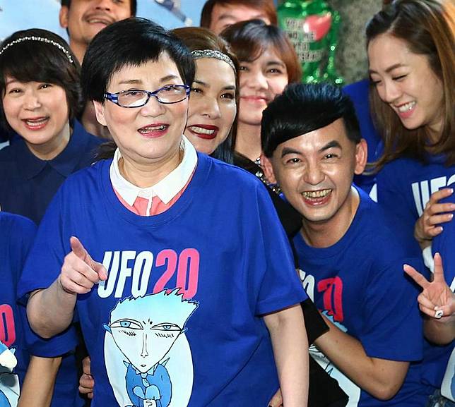 夜光家族21年首調時段 光禹一開場就哽咽 | 中時新聞網 | LINE TODAY