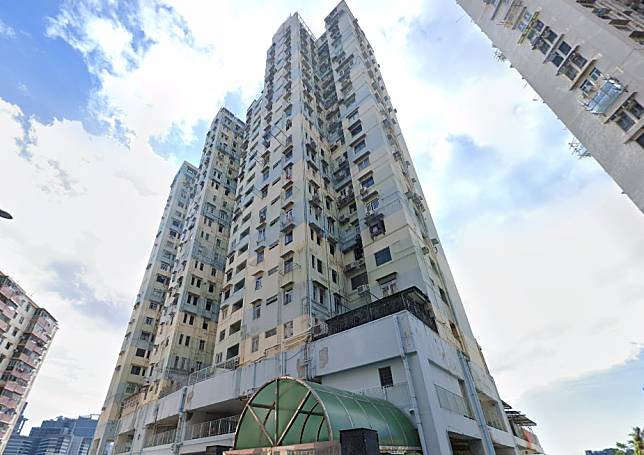 入伙48年的觀塘南康大廈，由3座住宅組成，屬區內低密度住宅。(網上截圖)