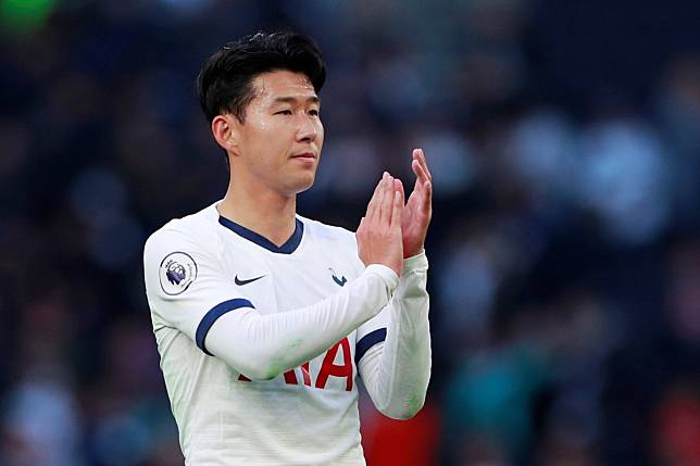 Tottenham Hotspur's Son Heung-min applauds fans after playing Watford. Photo: Reuters