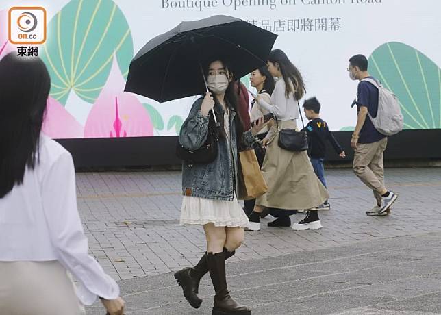 今日吹和緩東至東北風。