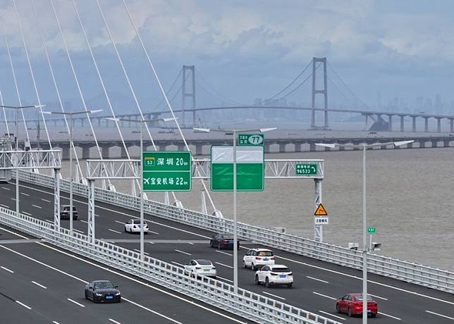 深中通道迎來通車後首個春運。（中新社圖片）