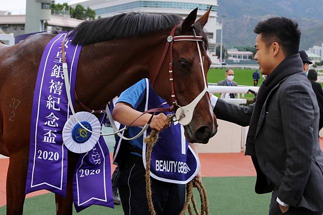 Beauty Generation’s owner Patrick Kwok pats his horse after winning. Photos: Kenneth Chan