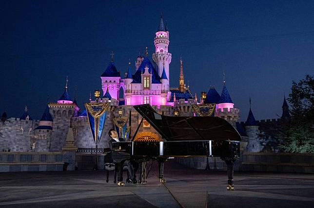 鋼琴巨星郎朗將於12月來台舉行迪士尼動畫音樂會。 （牛耳藝術提供）