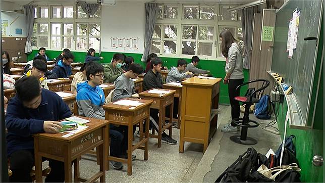 便祕不念ㄇㄧˋ？網友查教育部辭典驚呆　內行揭真相：查錯本了
