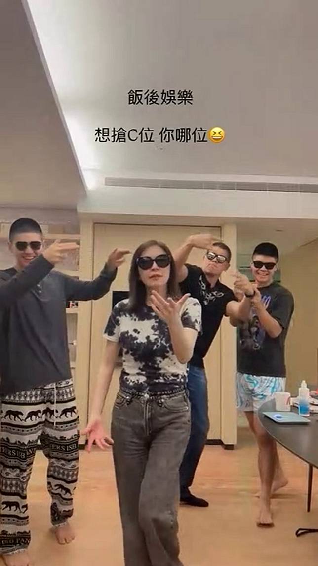 蔡依珊一路走到鏡頭前方，成功搶下C位。（翻攝pattytsai13 IG）