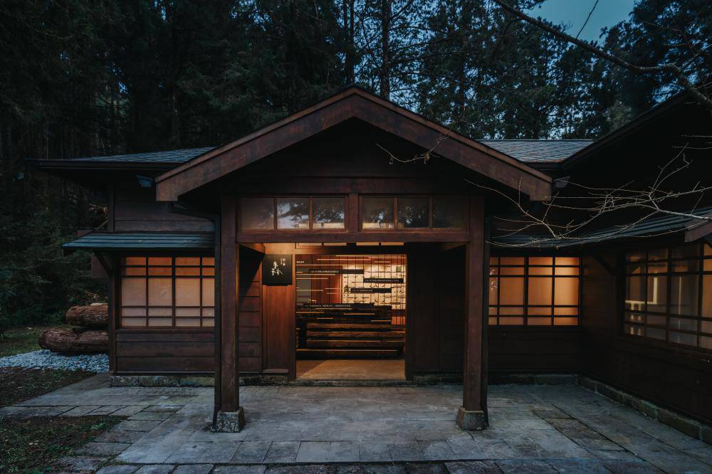 嘉義阿里山「林業故事館、山野創作館」正式開幕！走進森林閱讀百年林業歷史 | TRAVELER Luxe旅人誌 | LINE TODAY