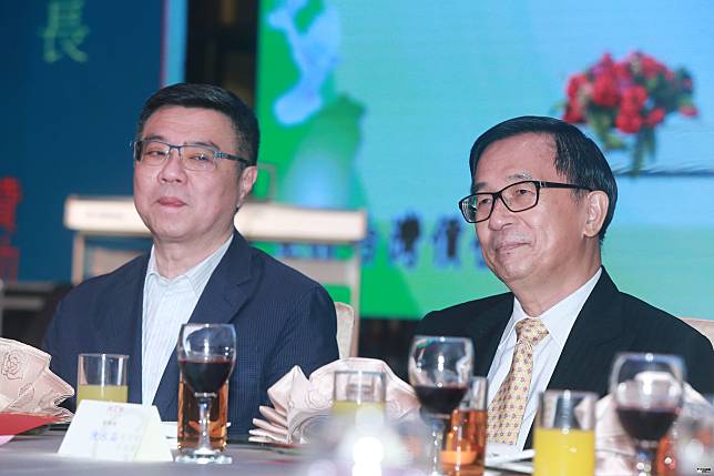 ▲民進黨黨主席卓榮泰出席台灣北社18周年募款餐會和前總