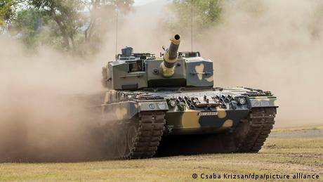 圖為德國豹 2型 主戰坦克（Leopard 2）