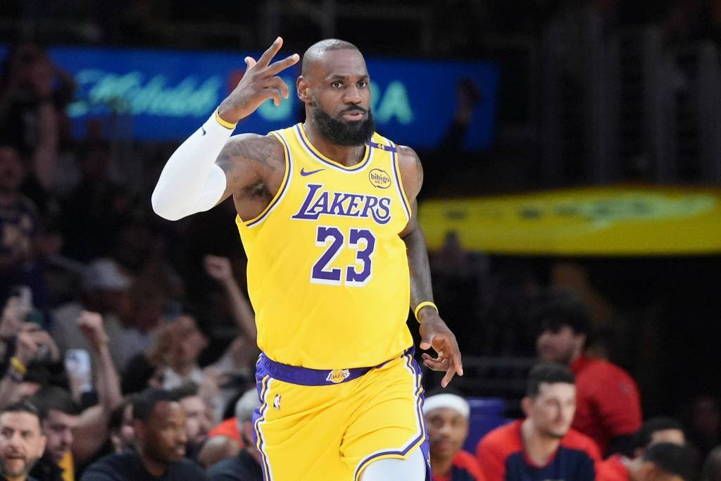 NBA》LBJ 3度刷新41歲單場得分記錄 是否背靠背出賽妙回：我41了 | LINE TODAY 運動 | LINE TODAY