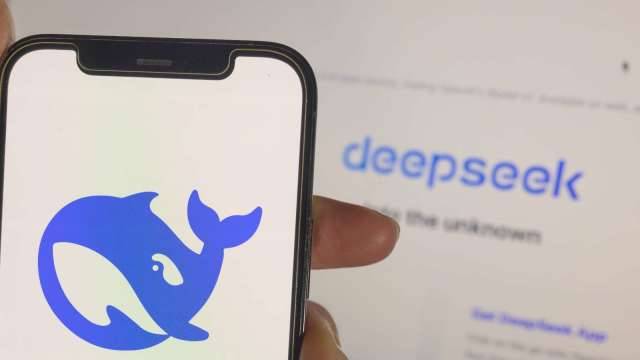 3箭齊發！DeepSeek開源第4天推三大更新 專家：優化並行策略讓大模型訓練飆升