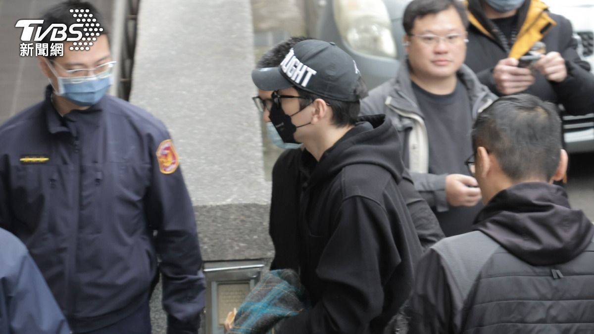 涉裝病逃兵！王大陸最快3/13入伍成功嶺　國防部撂重話了 | TVBS | LINE TODAY