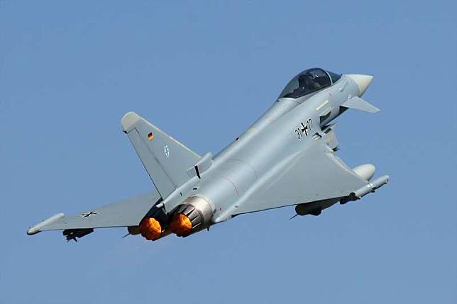 德國空軍「颱風」（Eurofighter Typhoon）戰鬥機（Krasimir Grozev@Wikipedia / CC BY-SA 3.0）