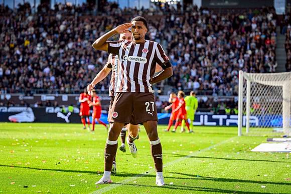 ซังต์ เพาลีแซงเฉือนเอาส์บวร์ก...สรุผล บุนเดสลีก้า | Soccersuck | LINE TODAY