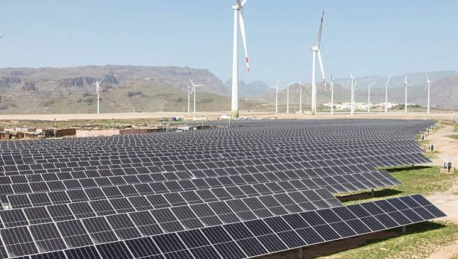▲西班牙的綠色能源，特別是太陽能光電，屬歐盟裡發展最好的國家之一。太陽能板示意圖。（圖／美聯社／達志影像）