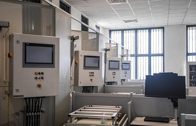 This photo taken on Feb. 15, 2024 shows a classroom of Luban Workshop in the Federal Democratic Republic of Ethiopia Technical and Vocational Training Institute in Addis Ababa, Ethiopia. (Xinhua/Li Yahui)