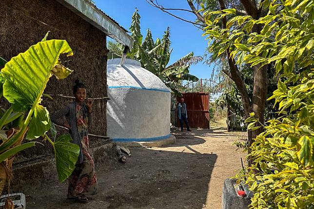 The photo shows one of the 40 water cellars handed over to the local community of Dukem Town, about 33 km east of Addis Ababa, Ethiopia, Dec. 27, 2024. (Xinhua/Michael Tewelde)