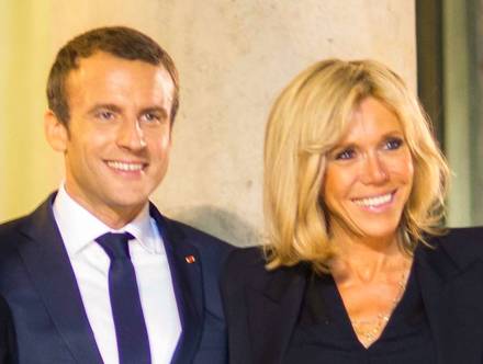 Emmanuel_et_Brigitte_Macron_(cropped)