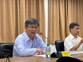 台電董事長曾文生今天在記者會中表示，希望供電能有更多的餘度，因此啟動了緊急備用機組。（圖：溫蘭魁攝）