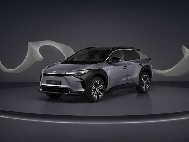 bZ4X 現身台灣作測試，是 Toyota 近來焦點的電動車全新作品。
