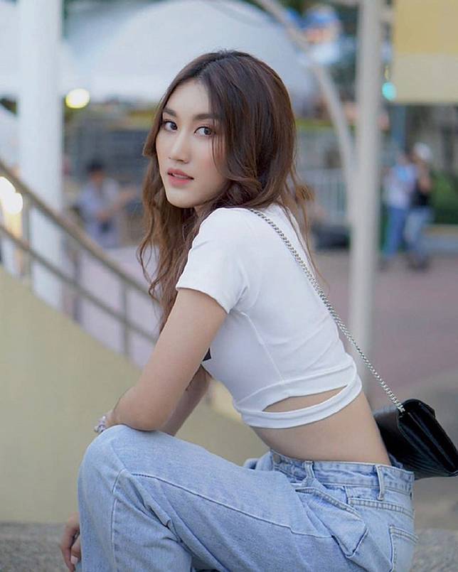 เปิดรายได้ เบสท์ คำสิงห์ เจ้าแม่ยูทูปเบอร์ รวยไม่ไหวแม่ | News In Thailand | LINE TODAY