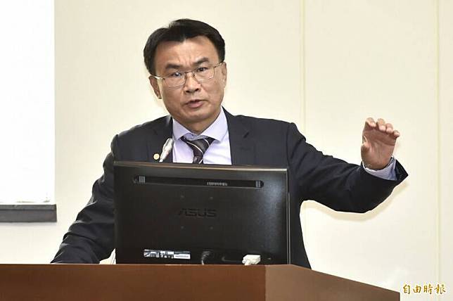 行政院發言人林子倫今(28)日表示，農業部長將由農委會主委陳吉仲接任。(資料照)